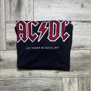 H&M Black AC/DC Tee Size L